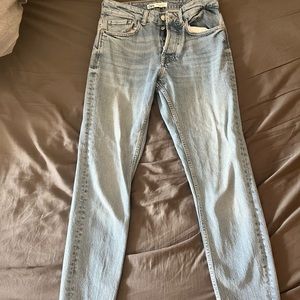Straight jeans